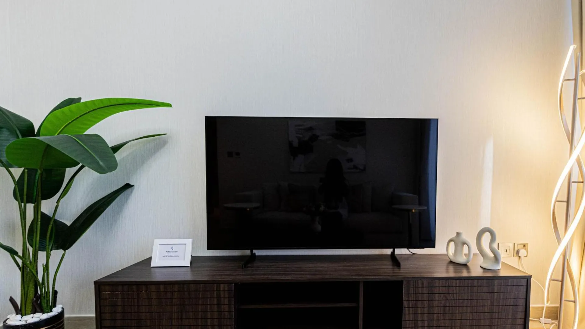 Luxurious 1Br Living In Azizi Riviera 39 Lägenhet Dubai 0*,  Förenade Arabemiraten