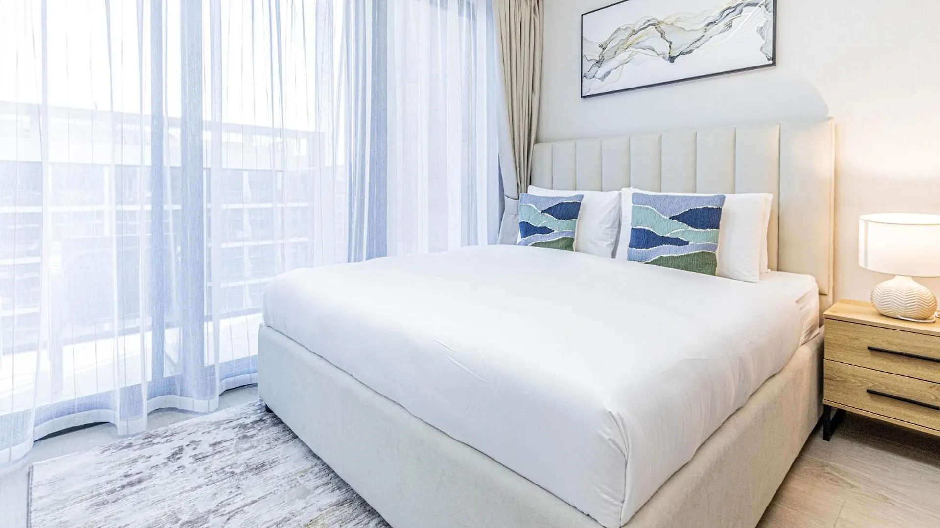 Luxurious 1Br Living In Azizi Riviera 39 Apartment Dubai